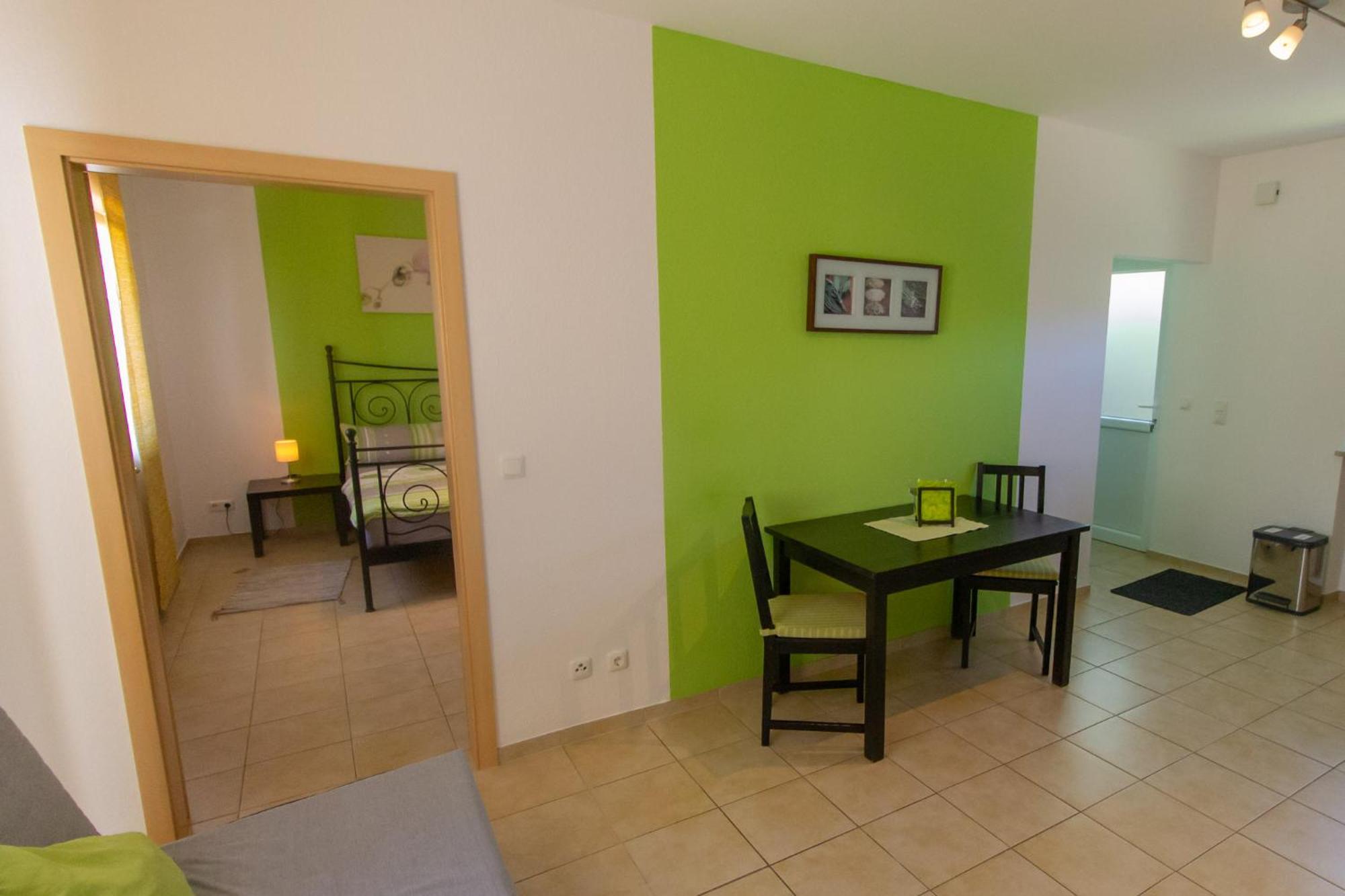 דירות Kindel Weingut Roth מראה חיצוני תמונה